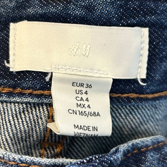 H&M High Rise Dark Wash Raw Hem Jeans in Size 4 Cropped Wide Leg Button Fly - Picture 5 of 6